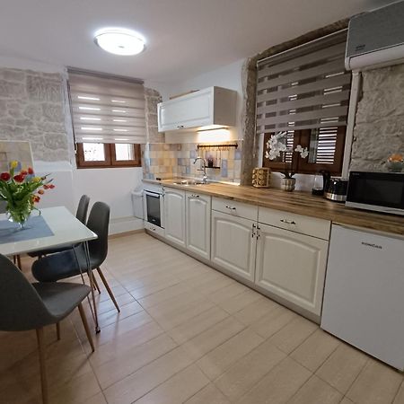 Adria Pearl Appartments Vrsar Dış mekan fotoğraf